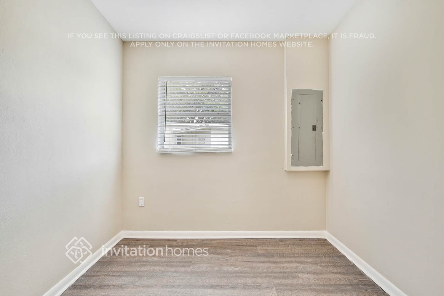 Building Photo - 5603 Cortez Dr