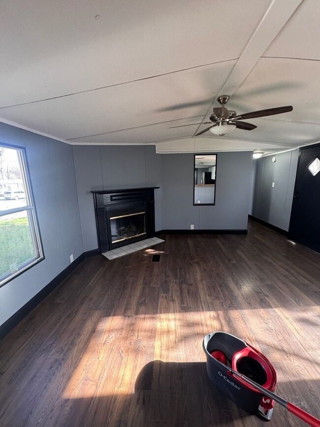 Building Photo - 7804 Stanley Rd