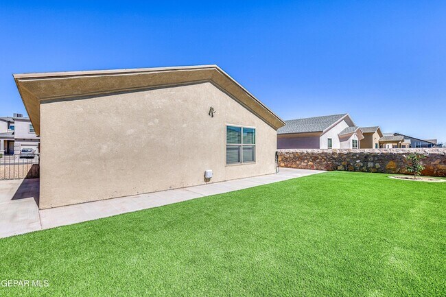 Building Photo - 12441 Polo Norte Dr