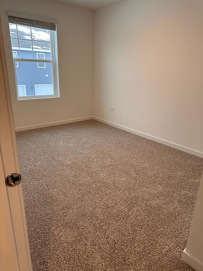 Building Photo - 2270 Barbera Dr