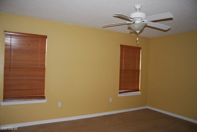 Building Photo - 3 br, 2 bath House - 12092 Harmony Cir