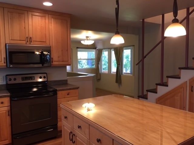 Building Photo - 36031 Esters Ln