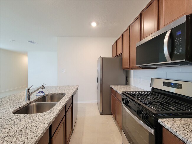 Building Photo - 2809 Cordova Hl Dr