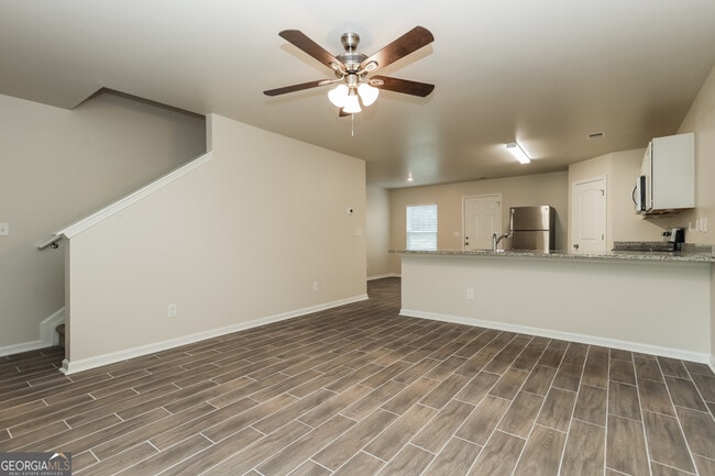 Building Photo - 135 Sonoma Wood Trl