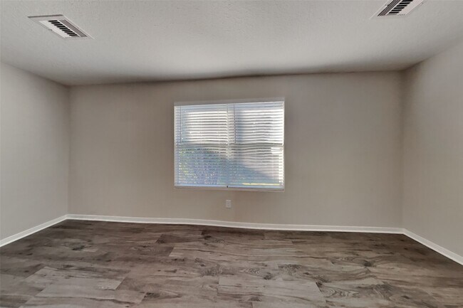 Building Photo - 19415 Juniper Vale Cir