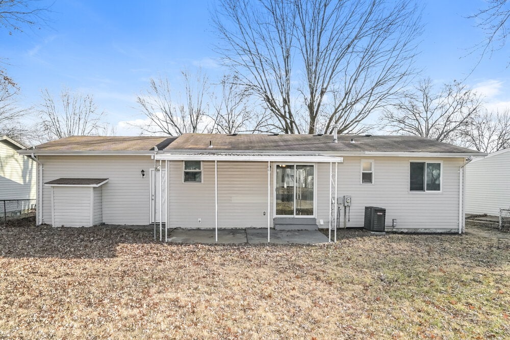 Building Photo - 2014 Mantilla Ln