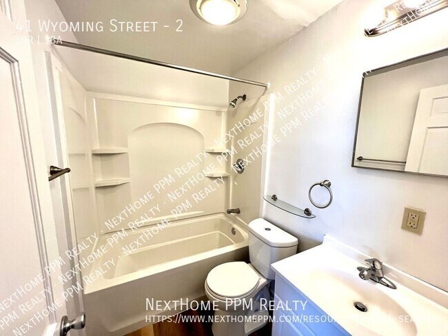 Building Photo - 41 Wyoming St