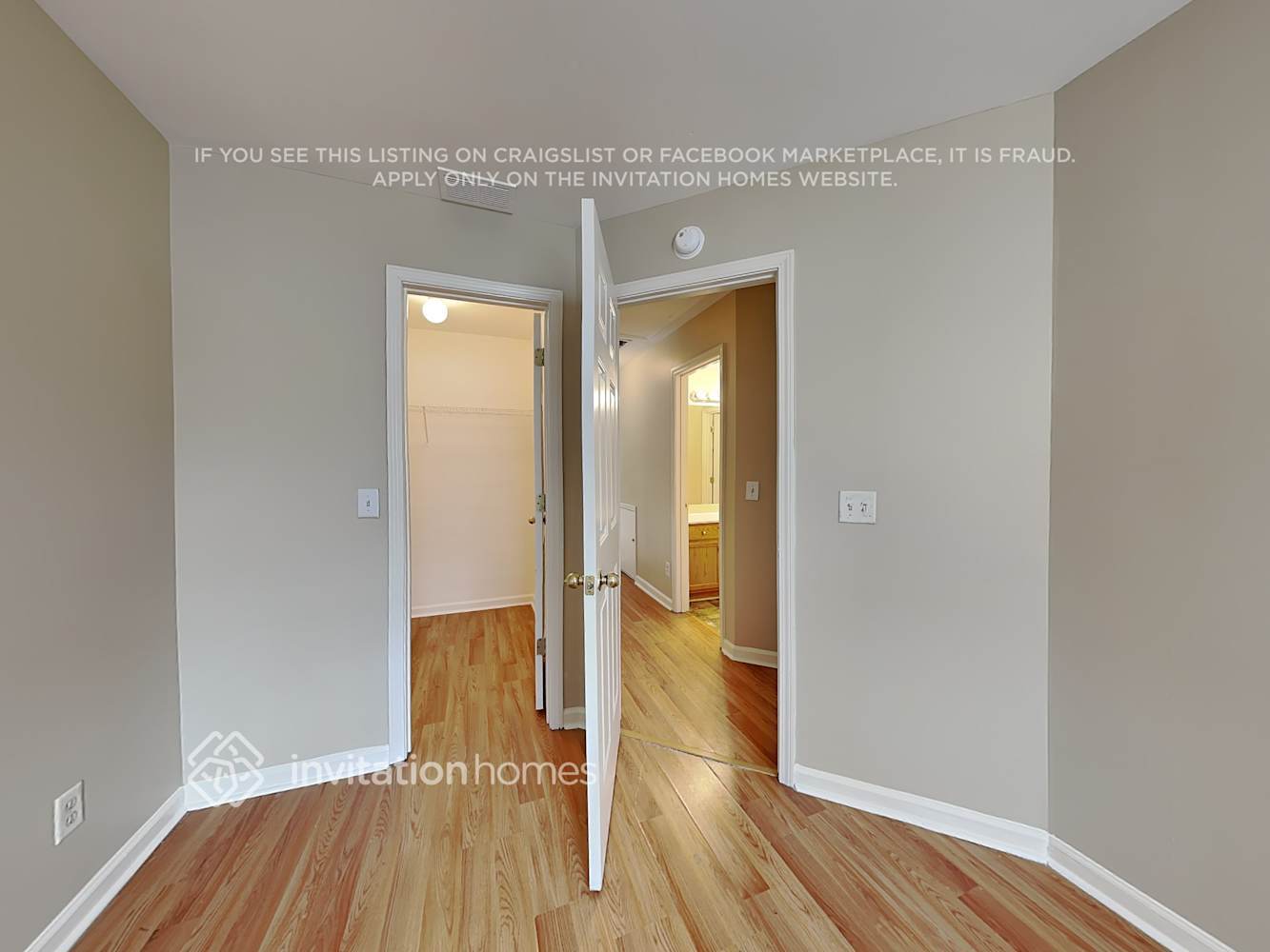 Building Photo - 325 Providence Rd