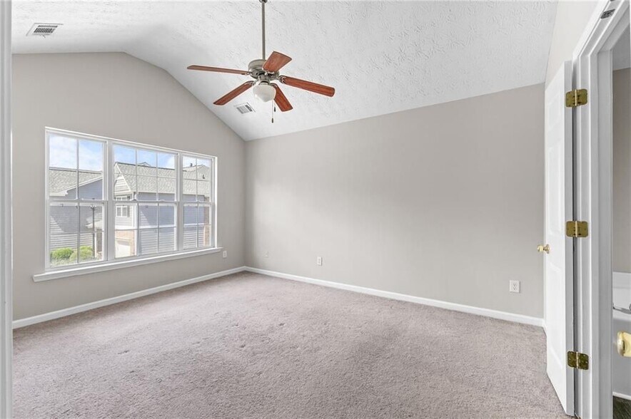 Building Photo - 6604 Splashwater Dr
