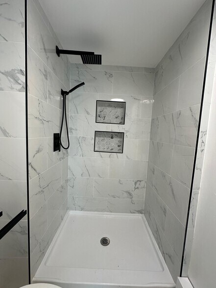 Building Photo - 80 5th Ave