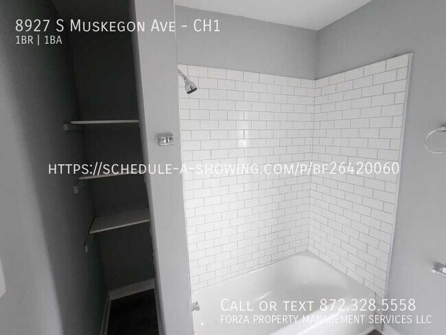 Building Photo - 8927 S Muskegon Ave