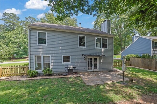 Building Photo - 10480 Summer Creek Dr