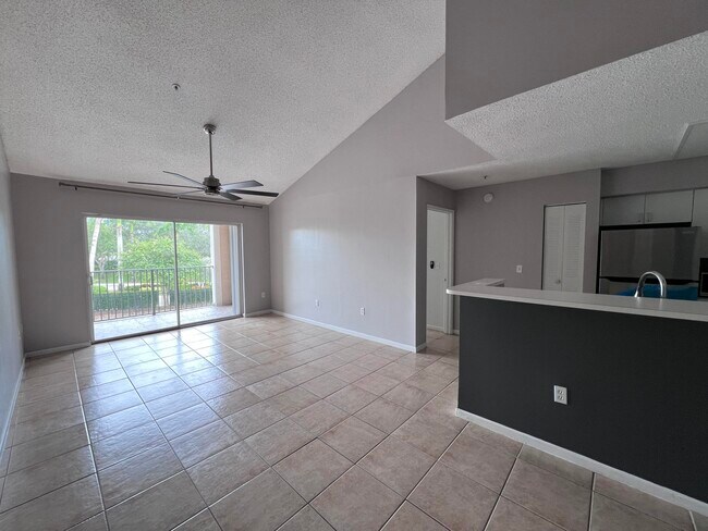 Building Photo - 7896 Sonoma Springs Cir