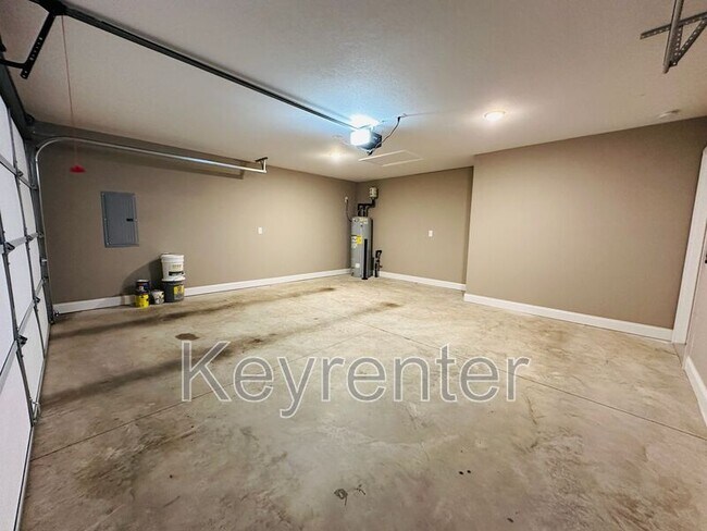 Building Photo - 8025 Poplar Grv Ln