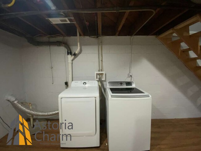 Building Photo - 2 Bedroom Home with Finished Basement Near St. Agnes Hospital