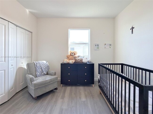 Building Photo - 2636 SE 13th Ct