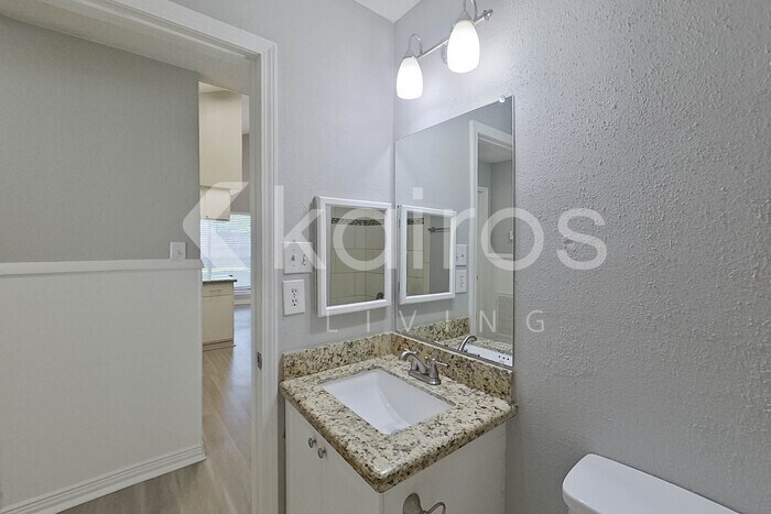 Building Photo - 24138 Landing Way Dr