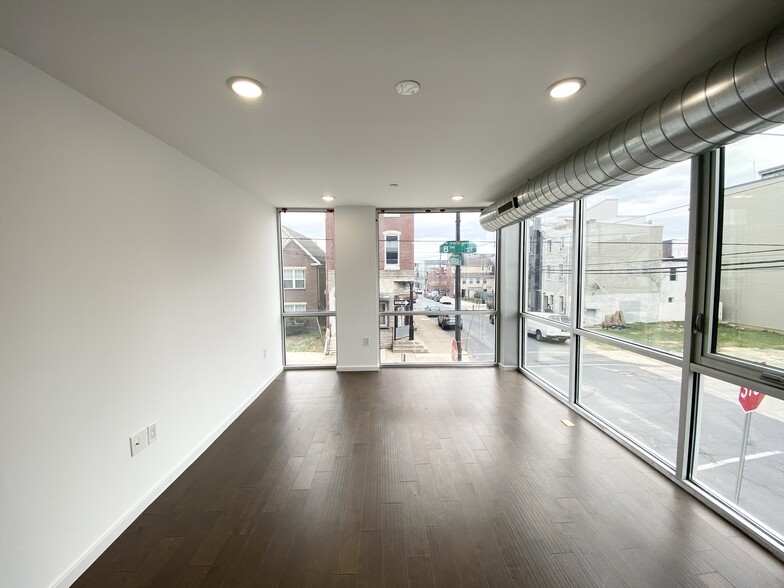 Building Photo - 1500 N 8th St