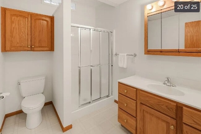 Building Photo - Newly Remodel 3 bed house - Rent $2750 per...