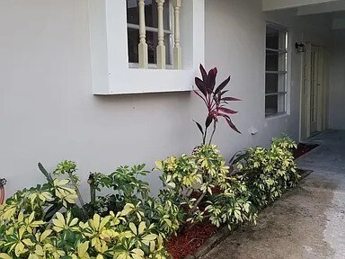 Building Photo - 158 SE Lucero Dr