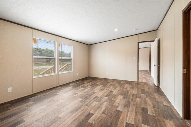 Building Photo - 265 Hershal Ln
