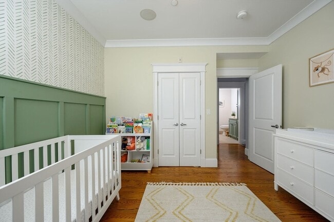 Building Photo - 39 Coffey St