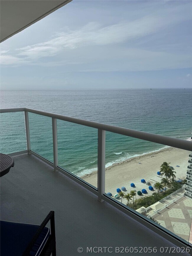 Building Photo - 3550 Galt Ocean Dr