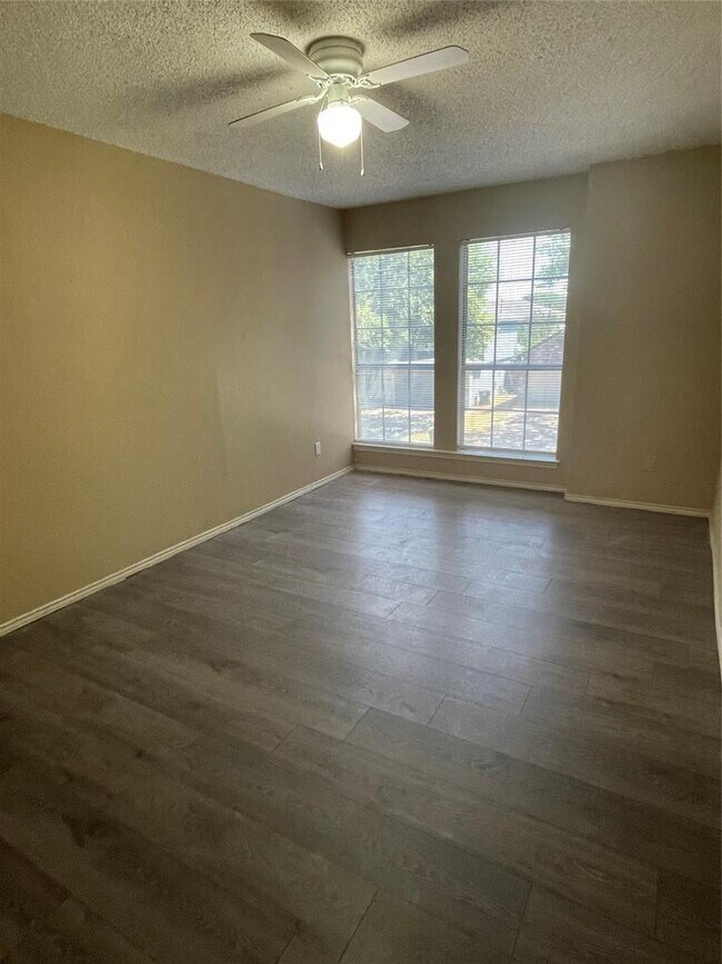 Building Photo - 13912 Conner Downs Dr