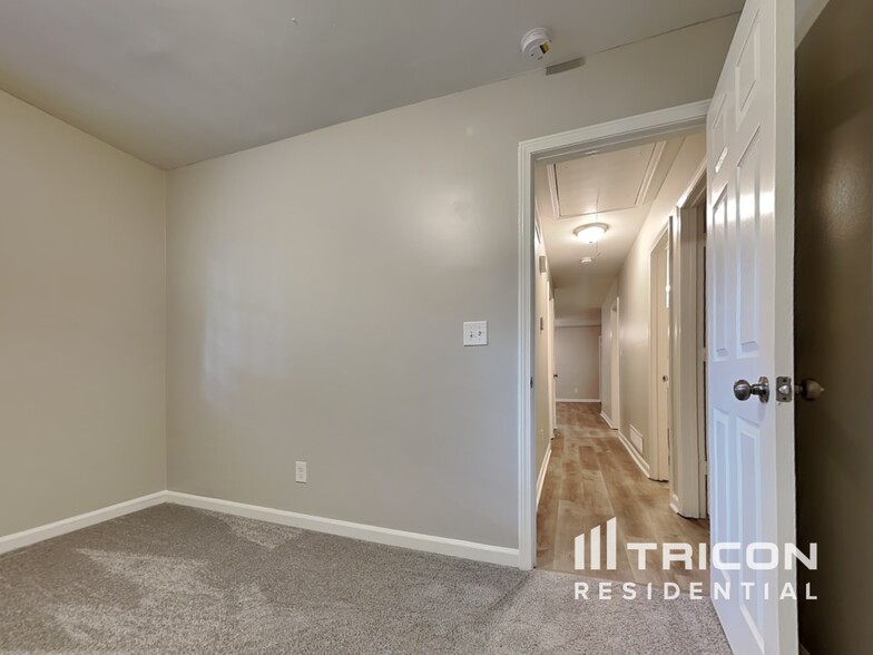 Building Photo - 2969 Major Ct
