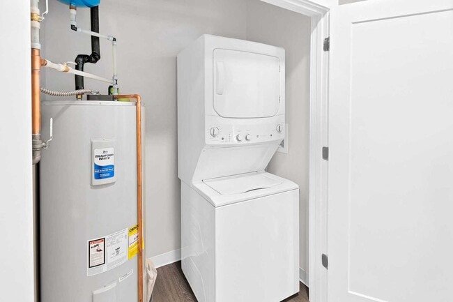 Building Photo - The Bookcliff: Chic 1-Bedroom Retreat: Sop...