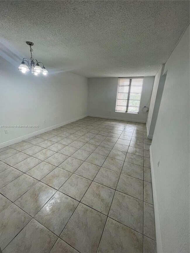Building Photo - 10500 SW 108th Ave