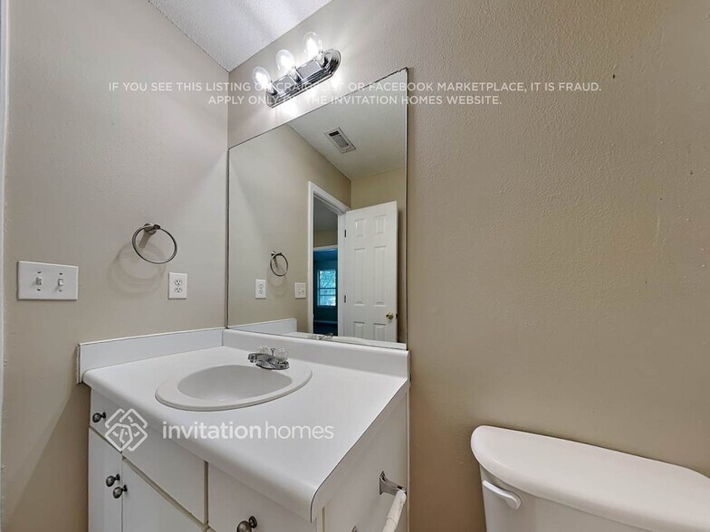 Building Photo - 4831 Wilkins Station Dr