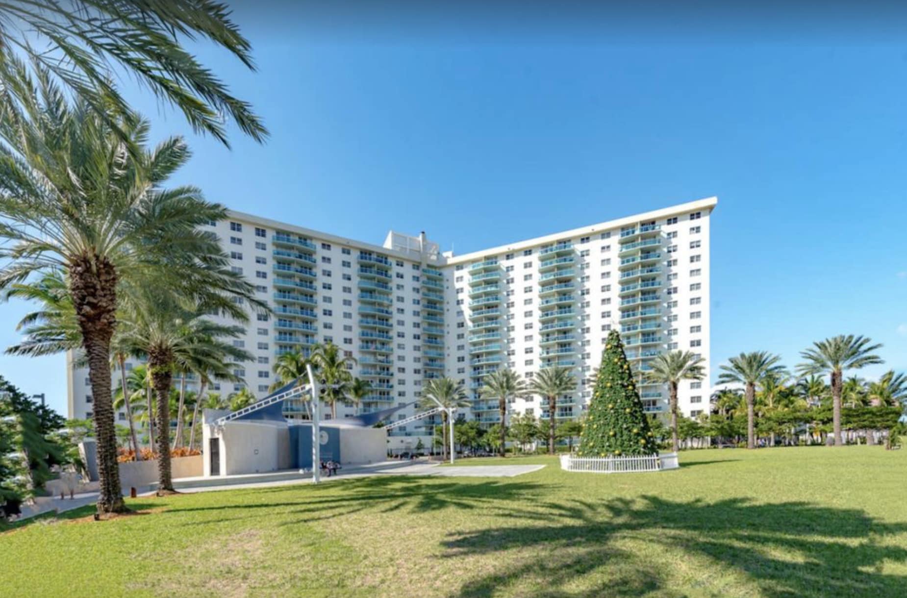 Building Photo - 19370 Collins Ave
