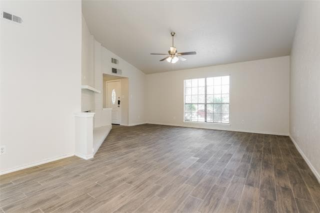 Building Photo - 502 Ponderosa Dr