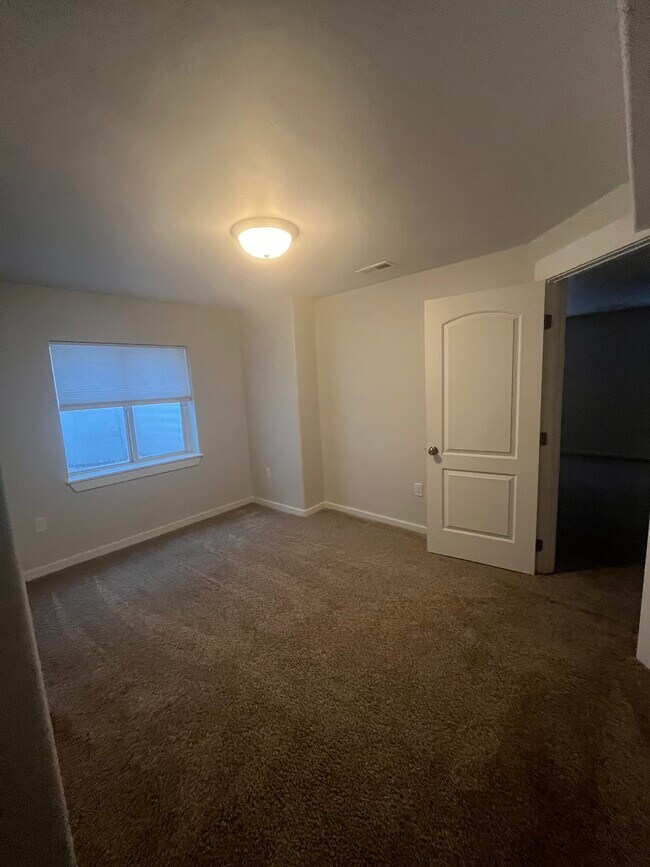 Building Photo - 7552 Lexi Loop