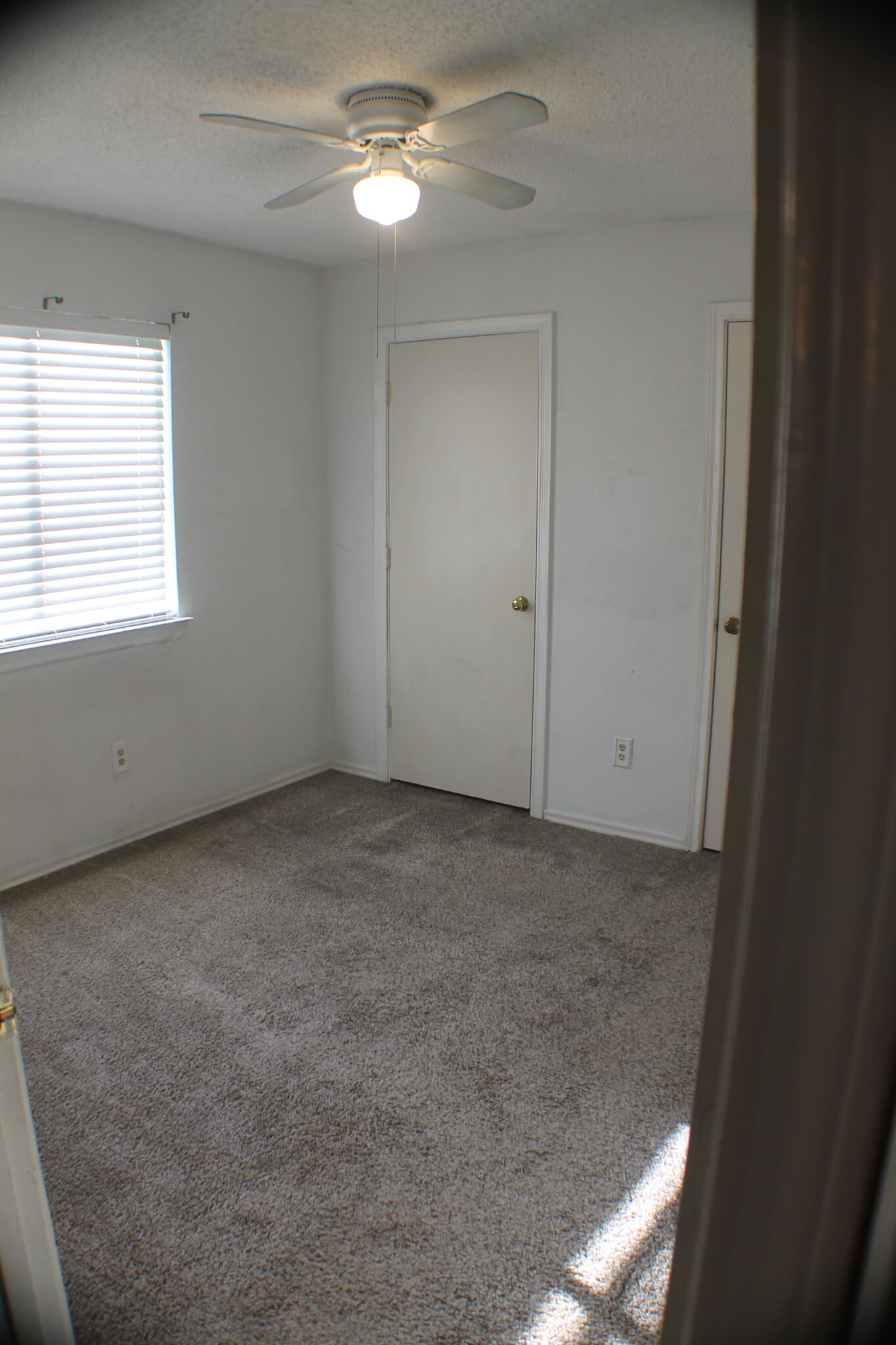 Rear Bedroom - 1206 Devonshire Ln