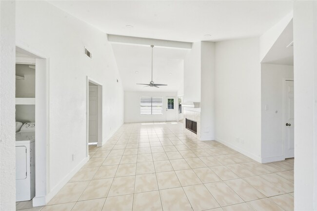 Building Photo - 19519 Mallard Lake Ln