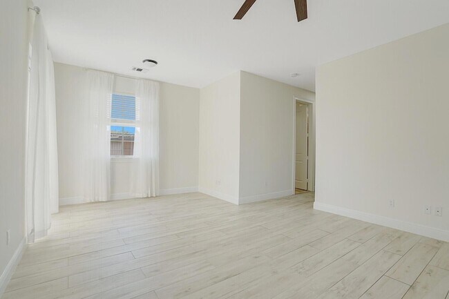 Building Photo - 138 Via Palma Ln