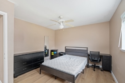 Primary Photo - 3384 P Ave