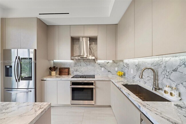 Building Photo - 1030 15th St