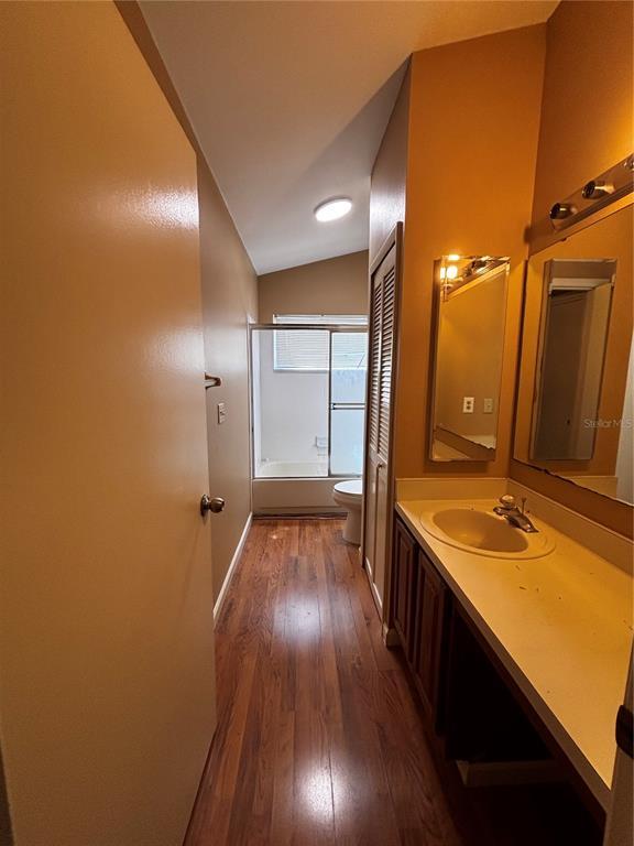 Building Photo - 1485 Oberlin Terrace