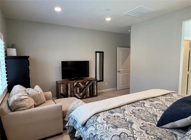 Building Photo - Spencers’s Crossing Home