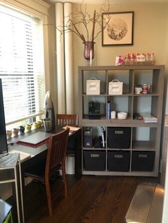 Building Photo - 116 Riverway