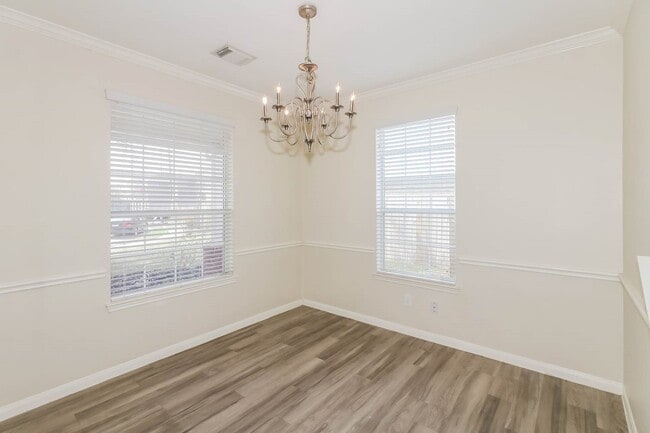 Building Photo - 24514 Kestrel View