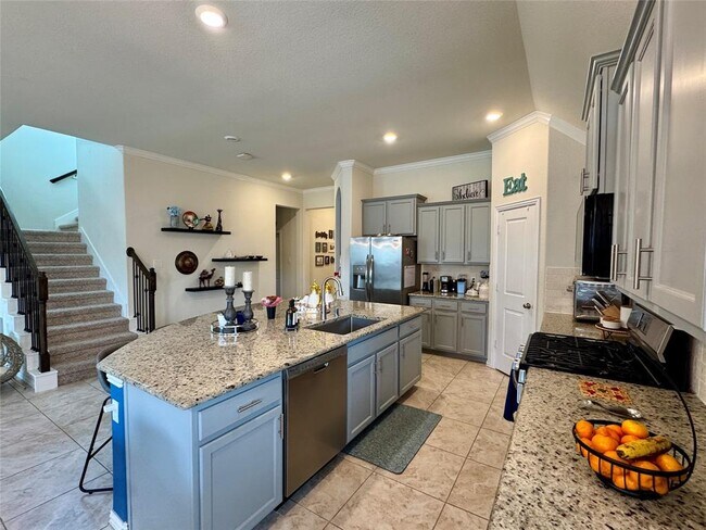 Building Photo - 16847 Hammon Woods Dr