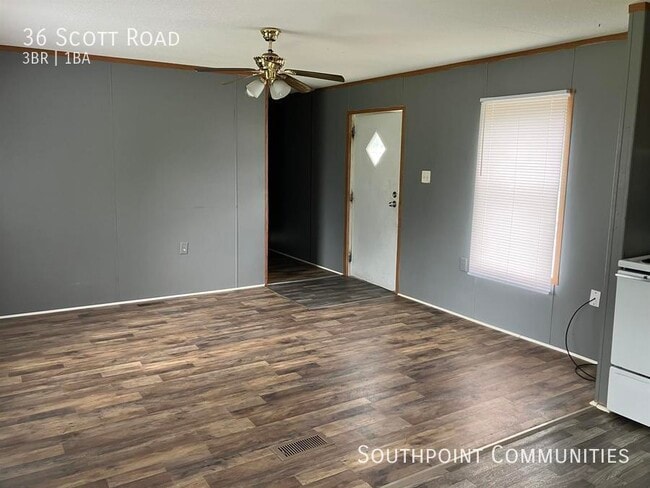 Building Photo - 36 Scott Rd