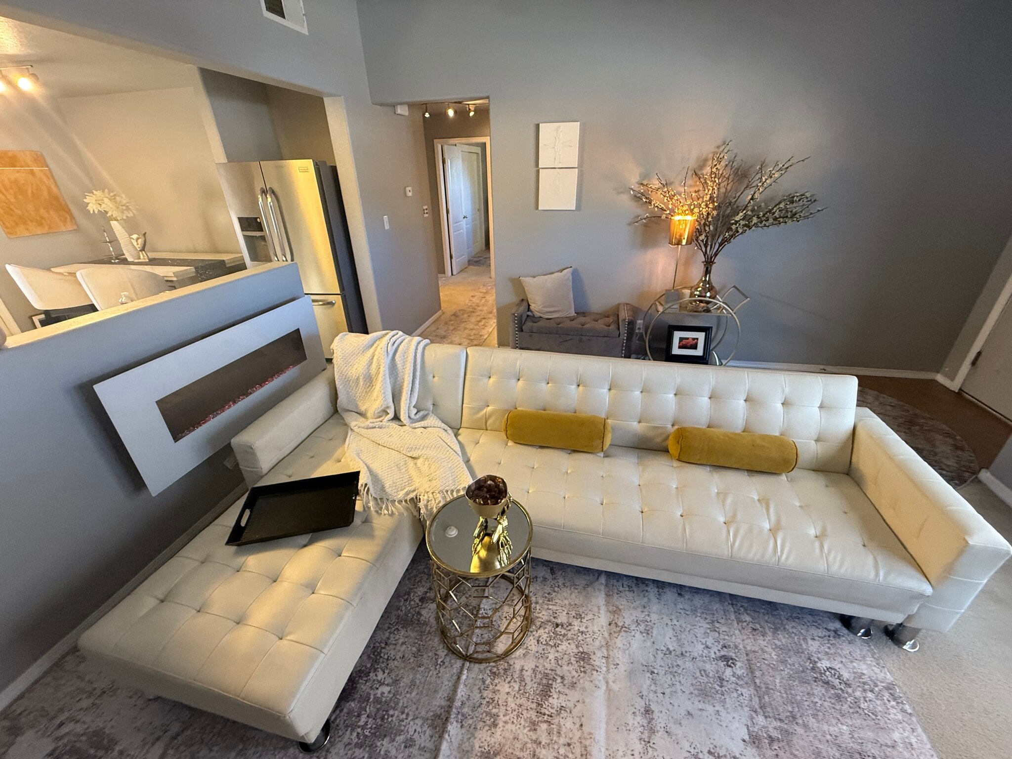Building Photo - 6490 Paseo del Sol