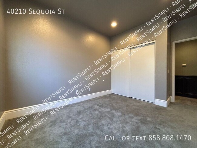 Building Photo - 40210 Sequoia St