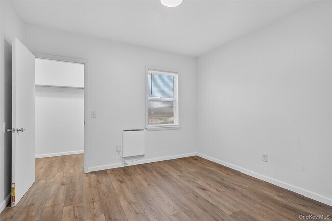 Building Photo - 376 NY-52