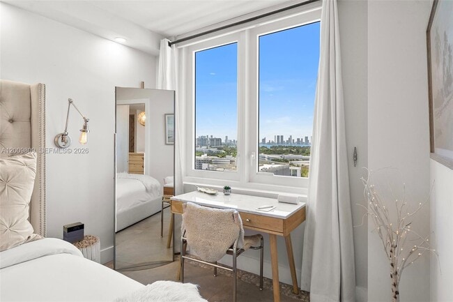 Building Photo - 2301 Collins Ave